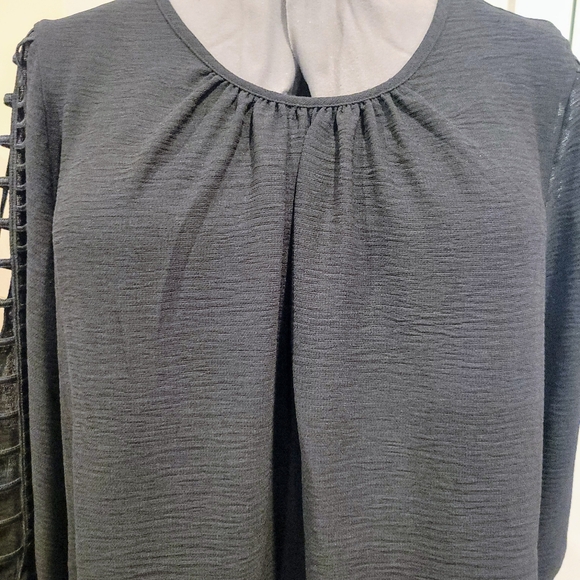 NWT 3X Open Sleeved Blk Dress Blouse - Picture 5 of 13